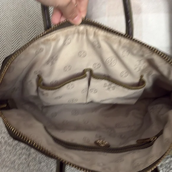 Tory Burch Olive Green Leather Bag - Picture 6 of 10